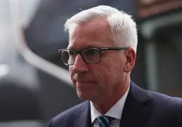 jiuyou-荷甲赛程吃紧；阿贾克斯冲刺阶段复出首秀；赛场秩序良好；球探报告显示潜力(荷甲阿贾克斯vs费耶诺德延期)